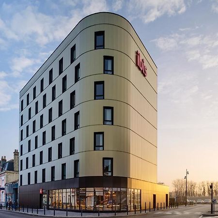 Ibis Bethune Centre Gare Exterior photo